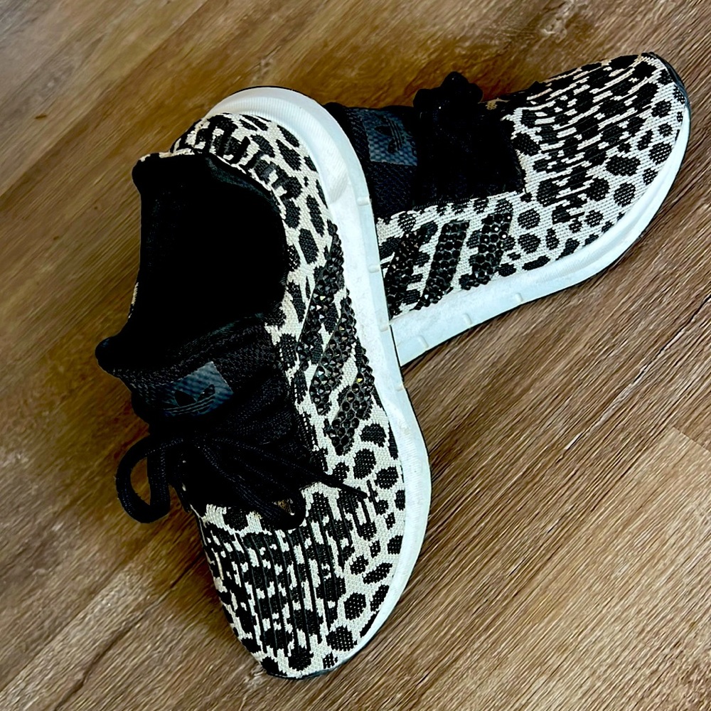 Adidas leopard print size 8 women’s with Swarovski embellished strips